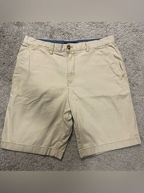 Tommy Hilfiger Men's Khaki Flat-Front Chino Shorts